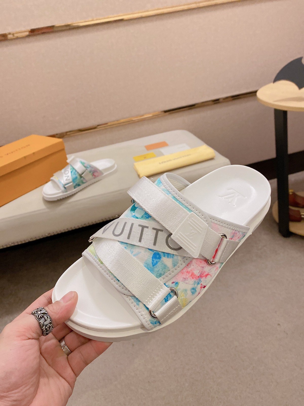026 021#001-LV-shoes-Yupoo-2021SS