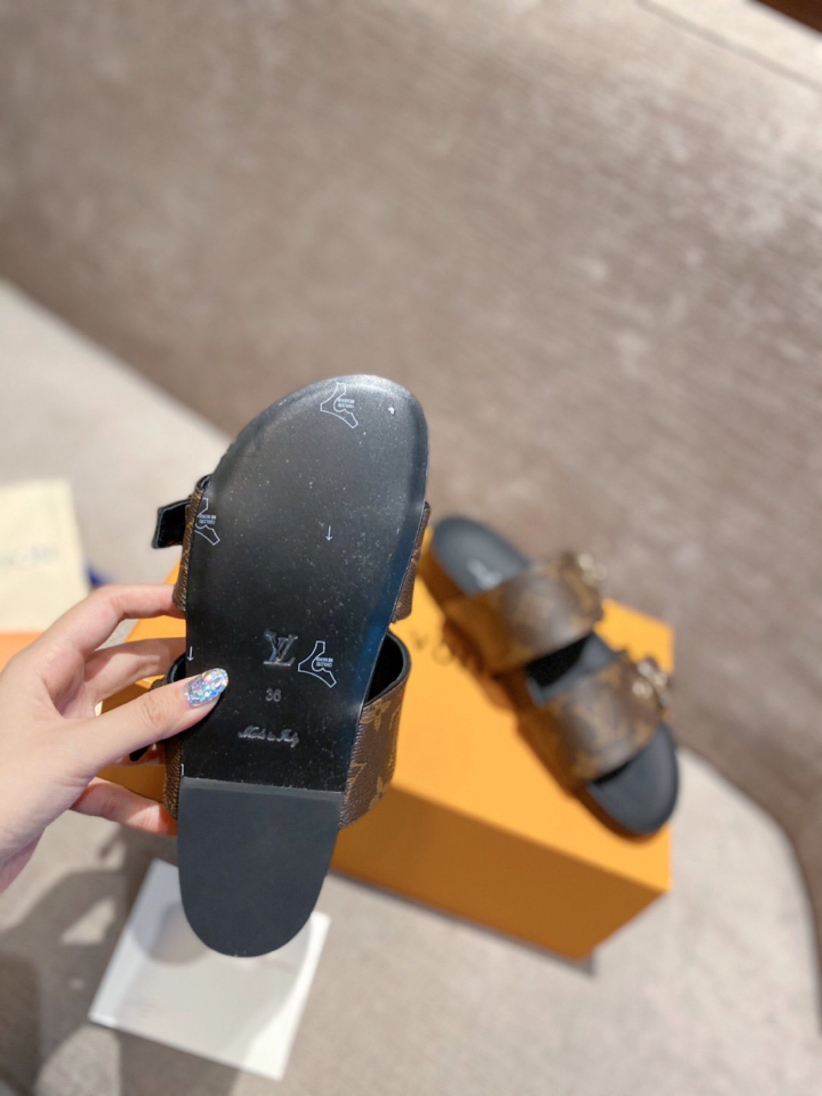 113 036#001-LV-shoes-01-Yupoo-2021SS
