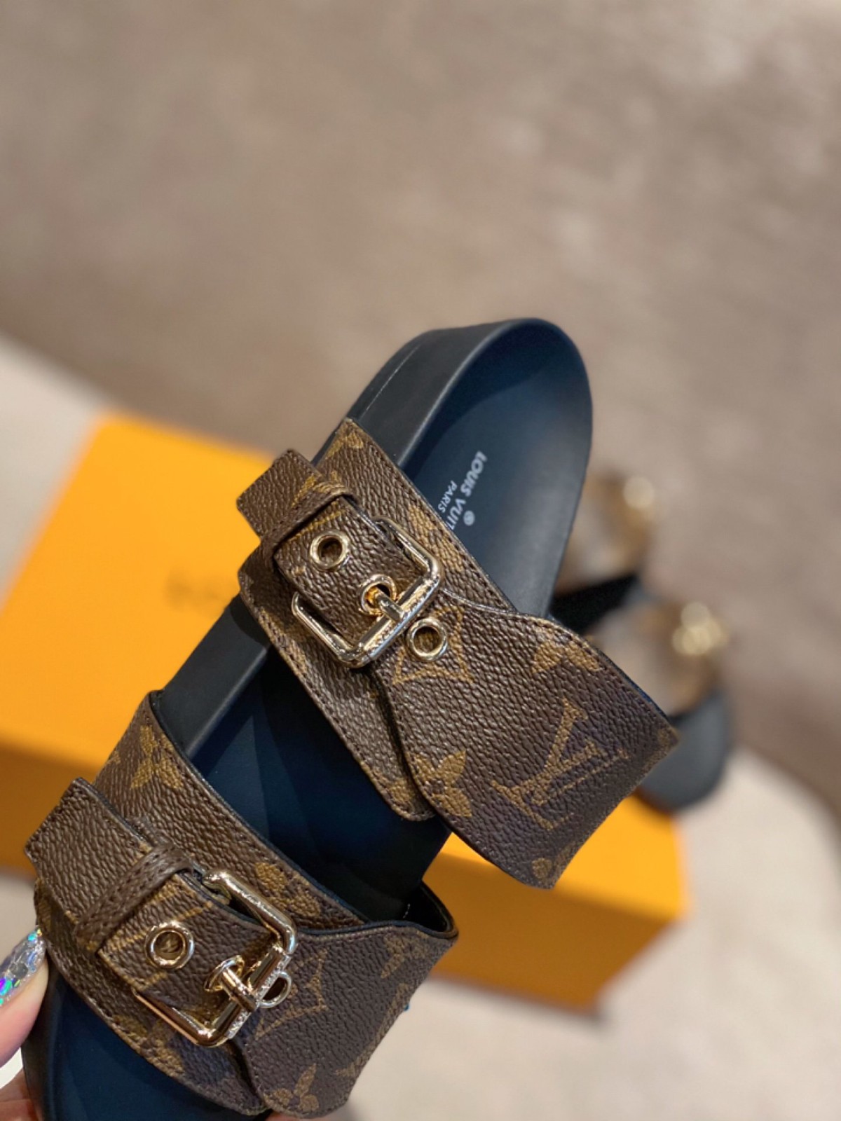 113 036#001-LV-shoes-01-Yupoo-2021SS