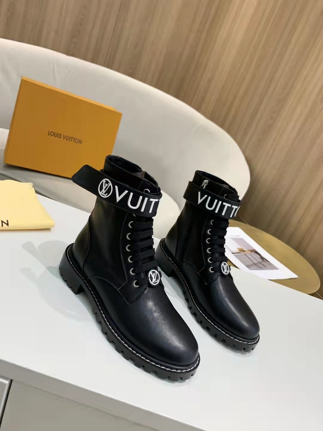 058 005#001-LV-shoes-04-Yupoo-2021SS