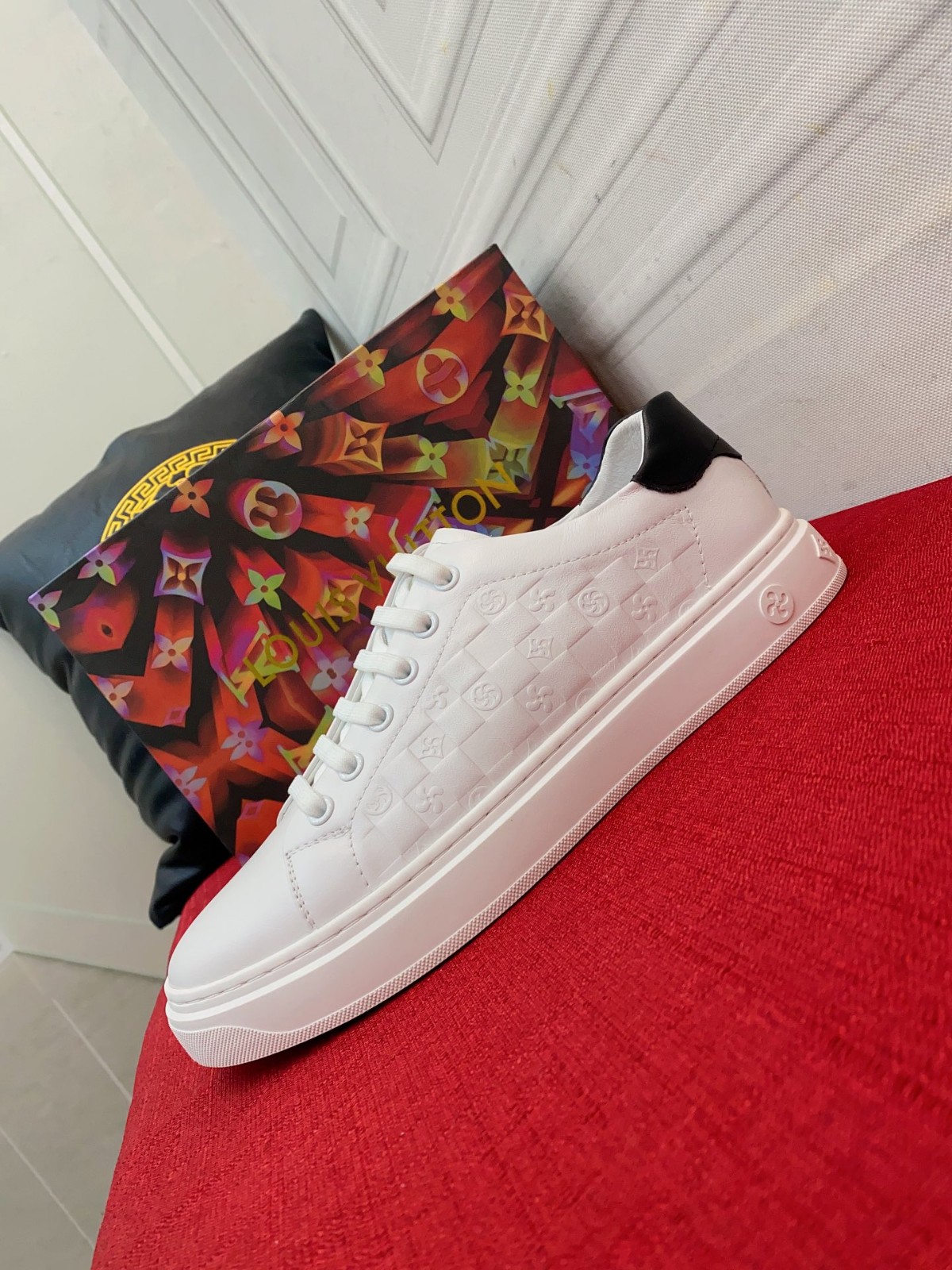 008 050#001-LV-shoes-06-Yupoo-2022SS