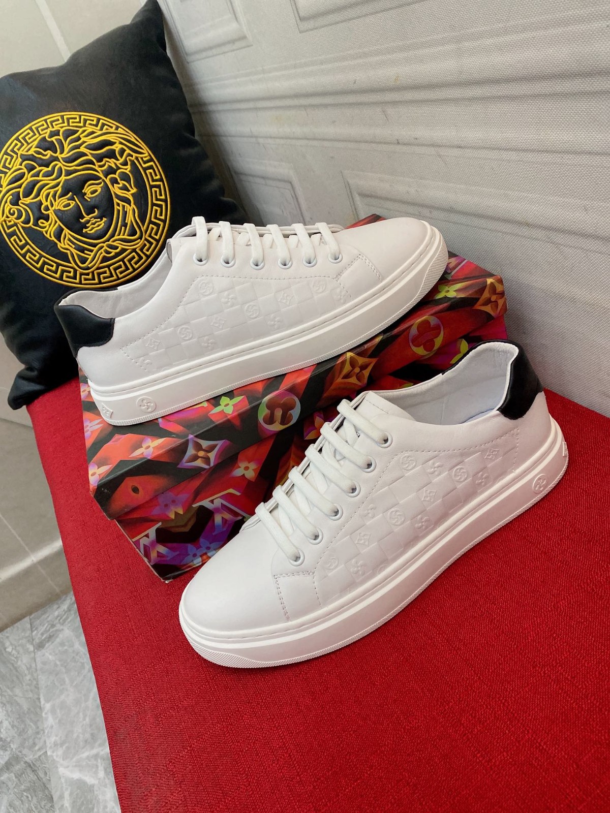 008 050#001-LV-shoes-06-Yupoo-2022SS