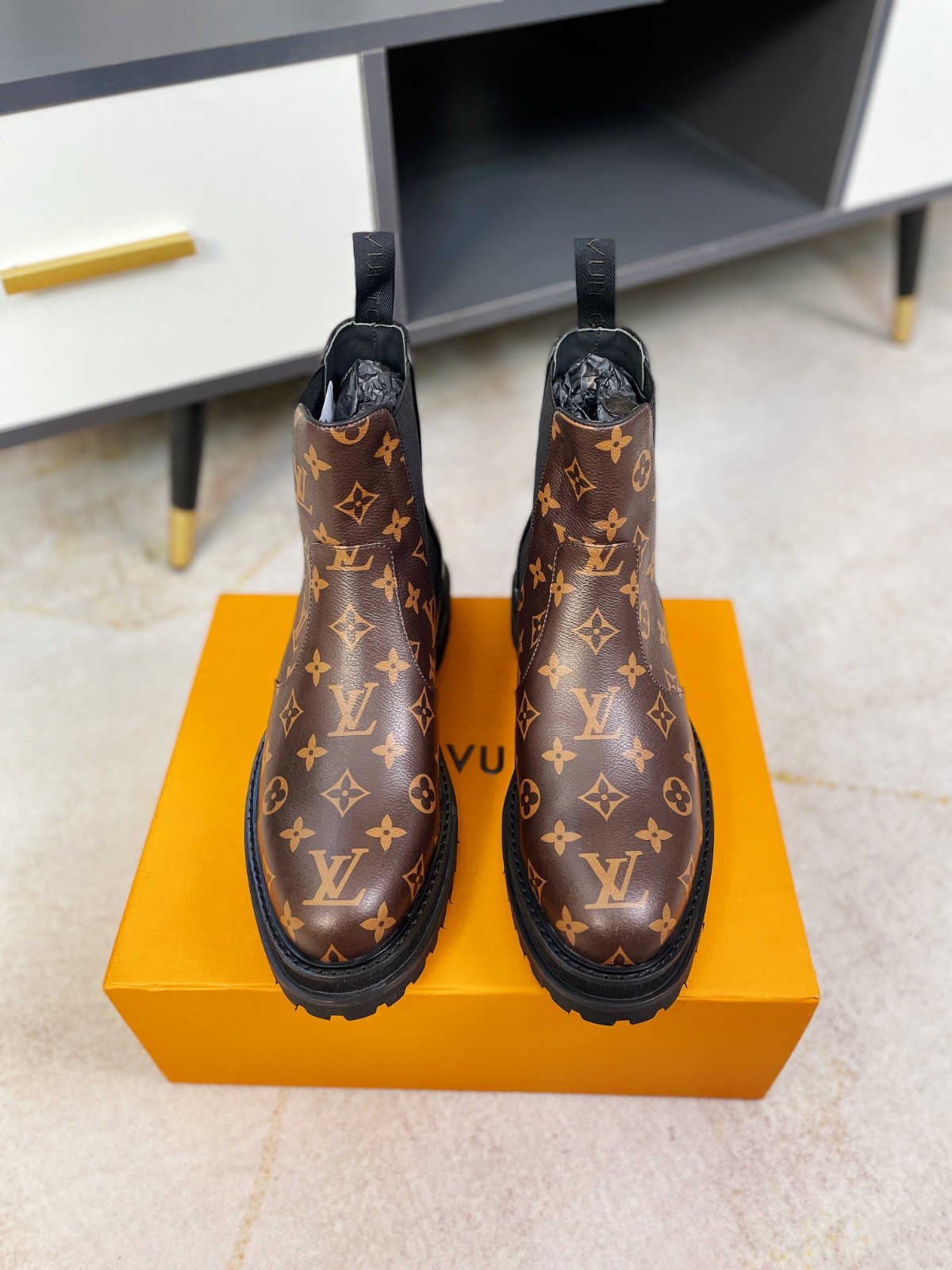 118 040#001-LV-shoes-06-Yupoo-2022SS