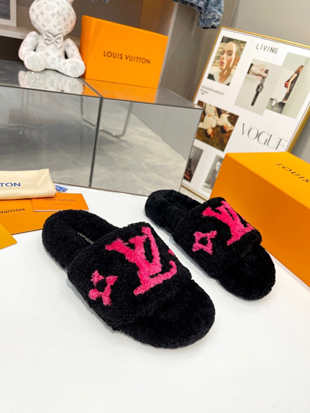 111 024#001-LV-shoes-06-Yupoo-2022SS