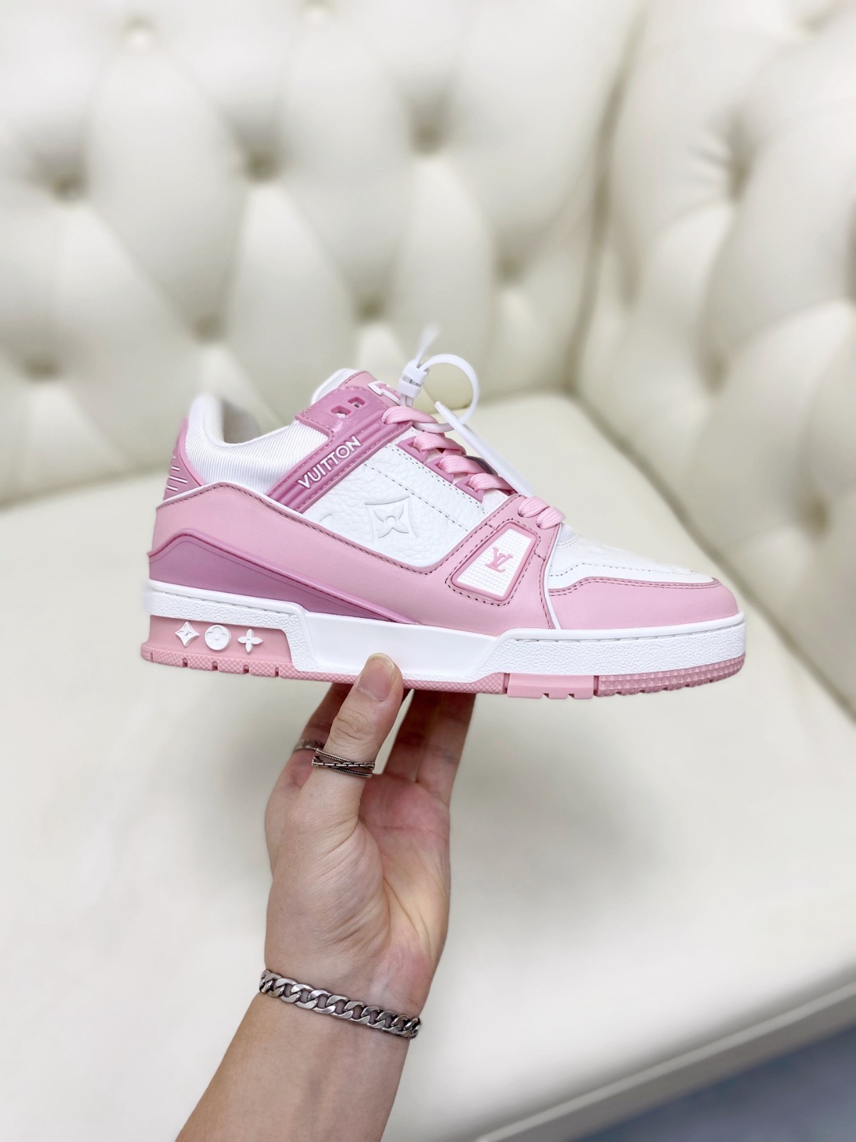 107 019#001-LV-shoes-06-Yupoo-2022SS