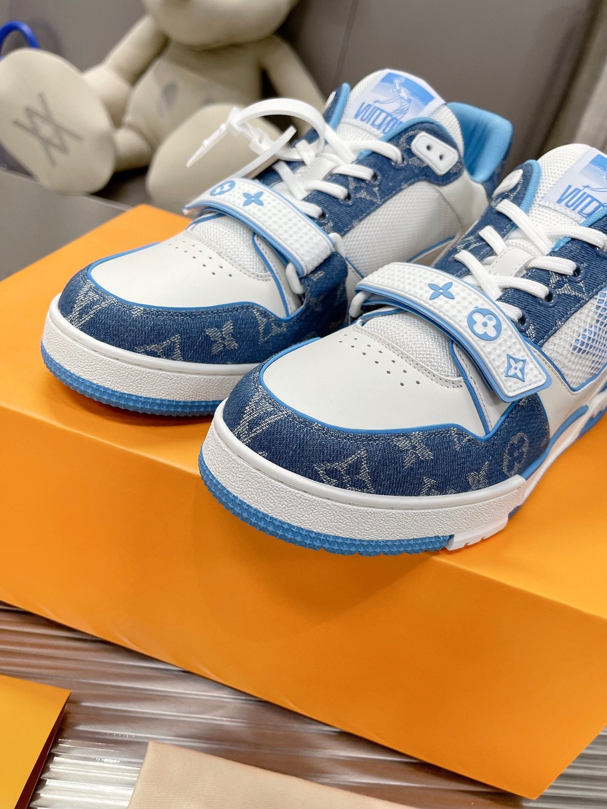 082 108#001-LV-shoes-2023SS