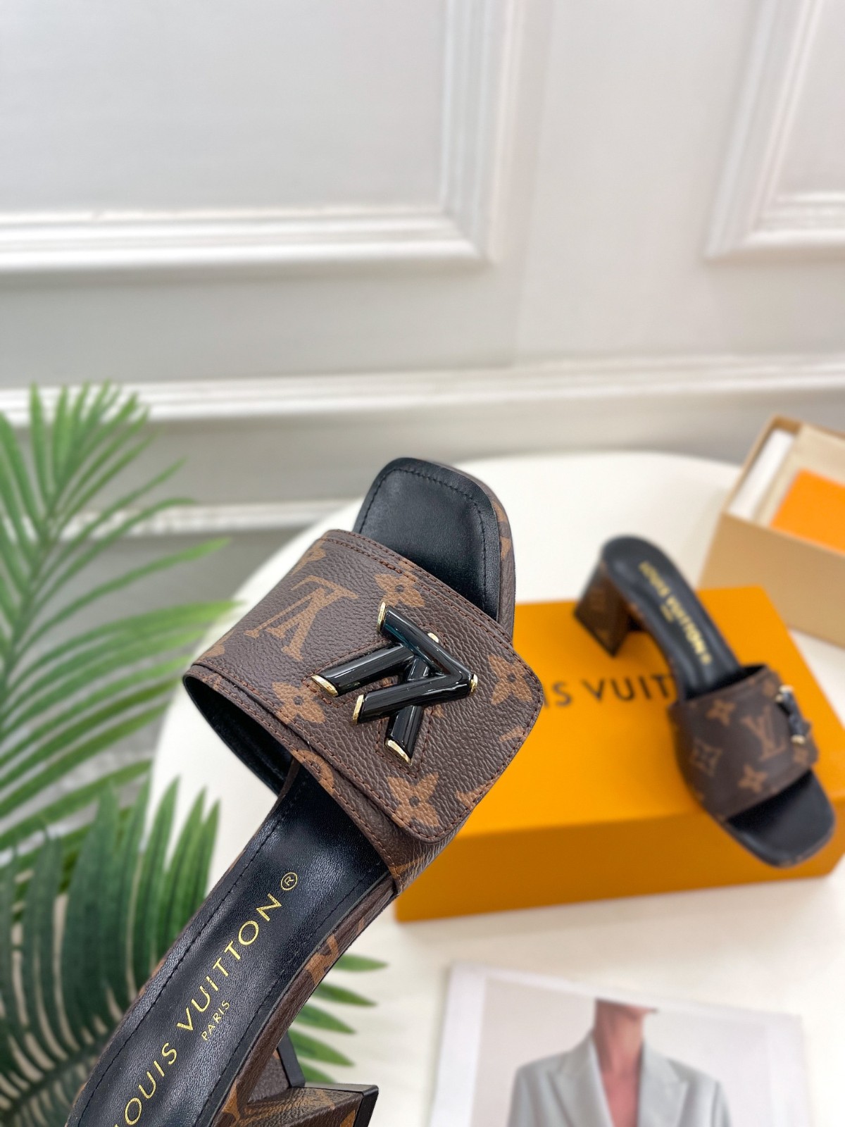 077 103#001-LV-shoes-2023SS