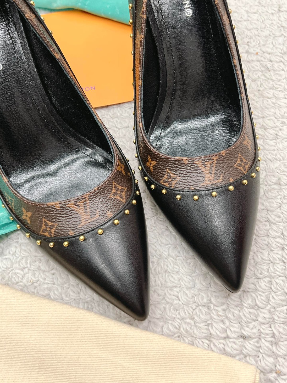 062 085#001-LV-shoes-2023SS