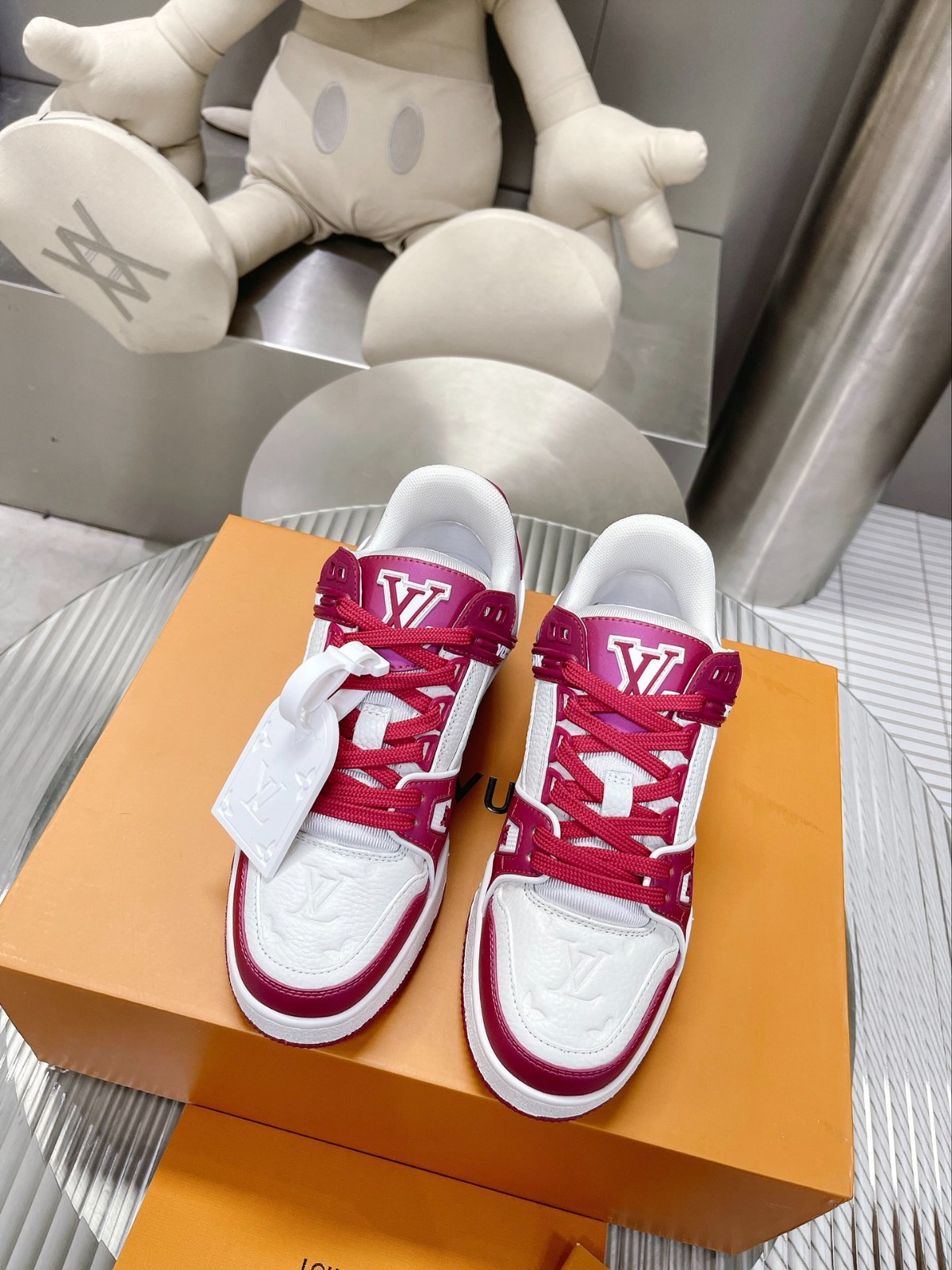 061 084#001-LV-shoes-2023SS