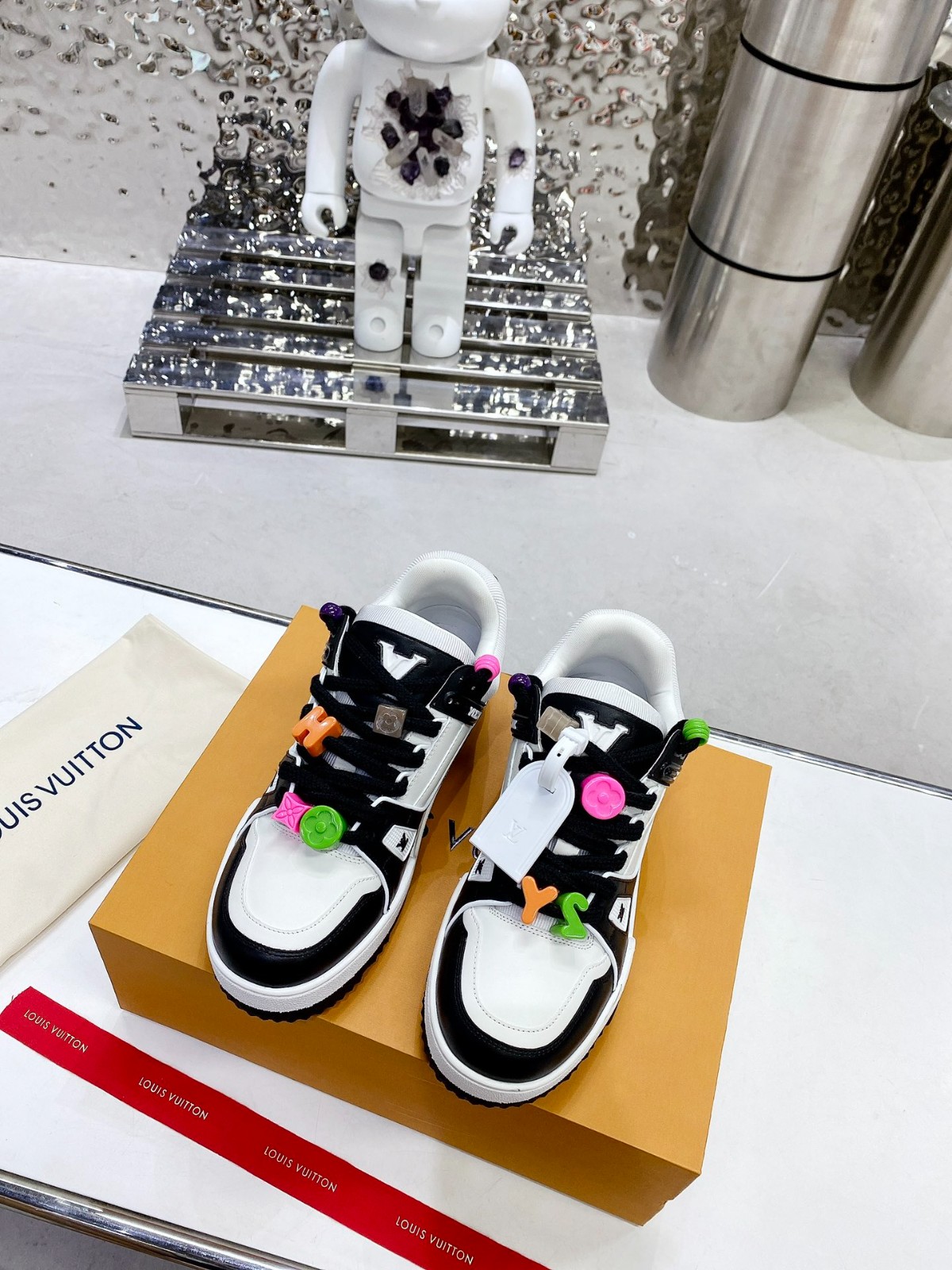 059 082#001-LV-shoes-2023SS