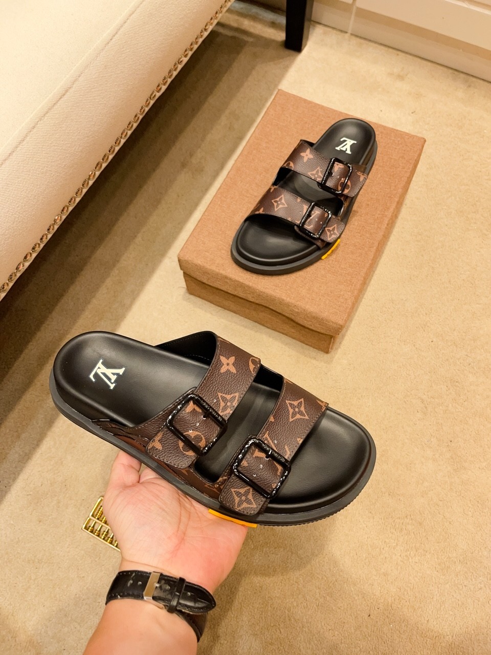 052 075#001-LV-shoes-2023SS