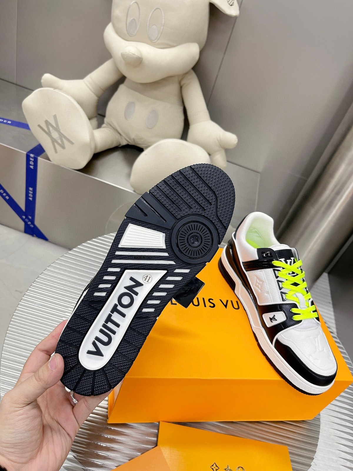 048 071#001-LV-shoes-2023SS