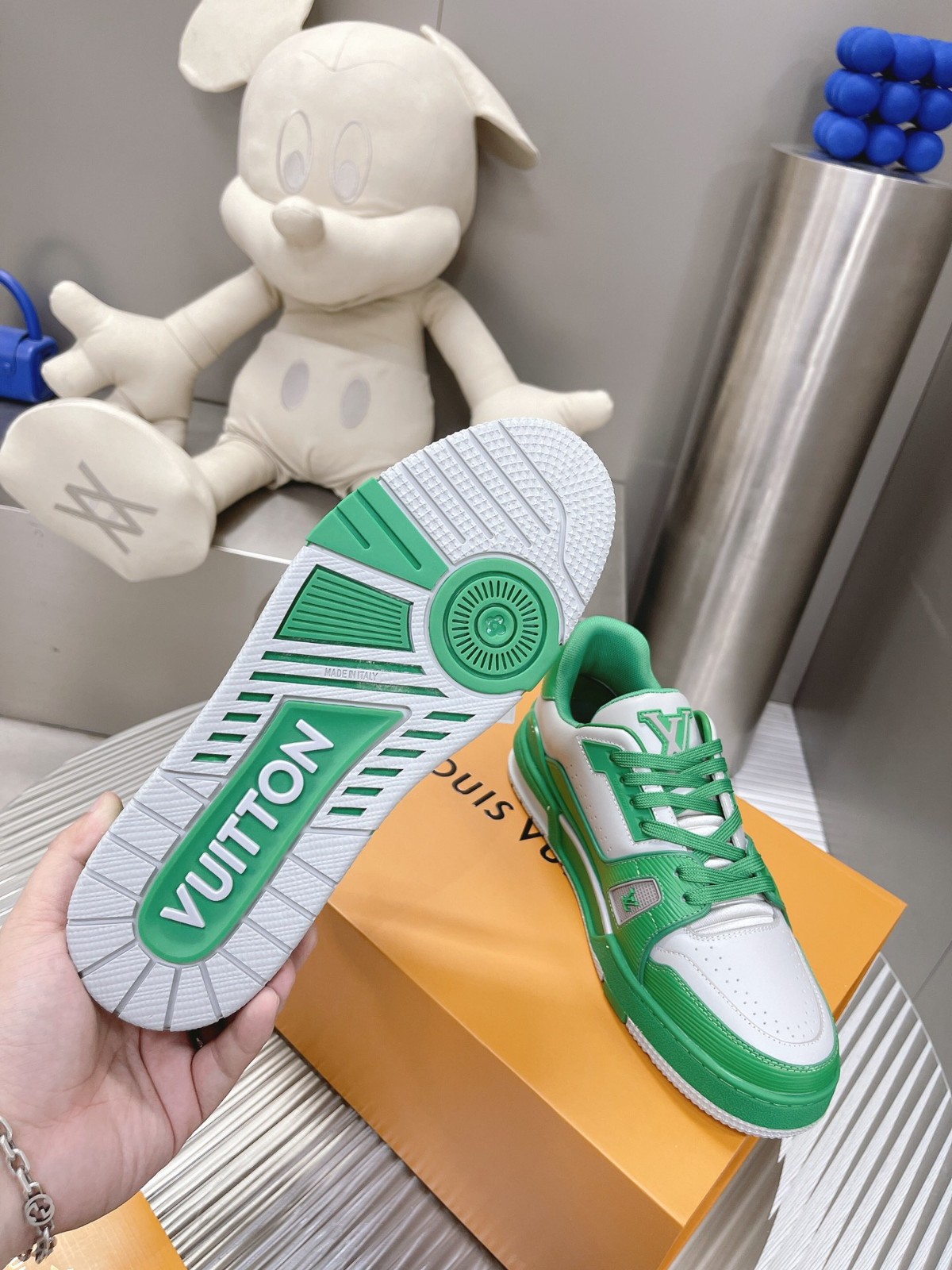 047 070#001-LV-shoes-2023SS