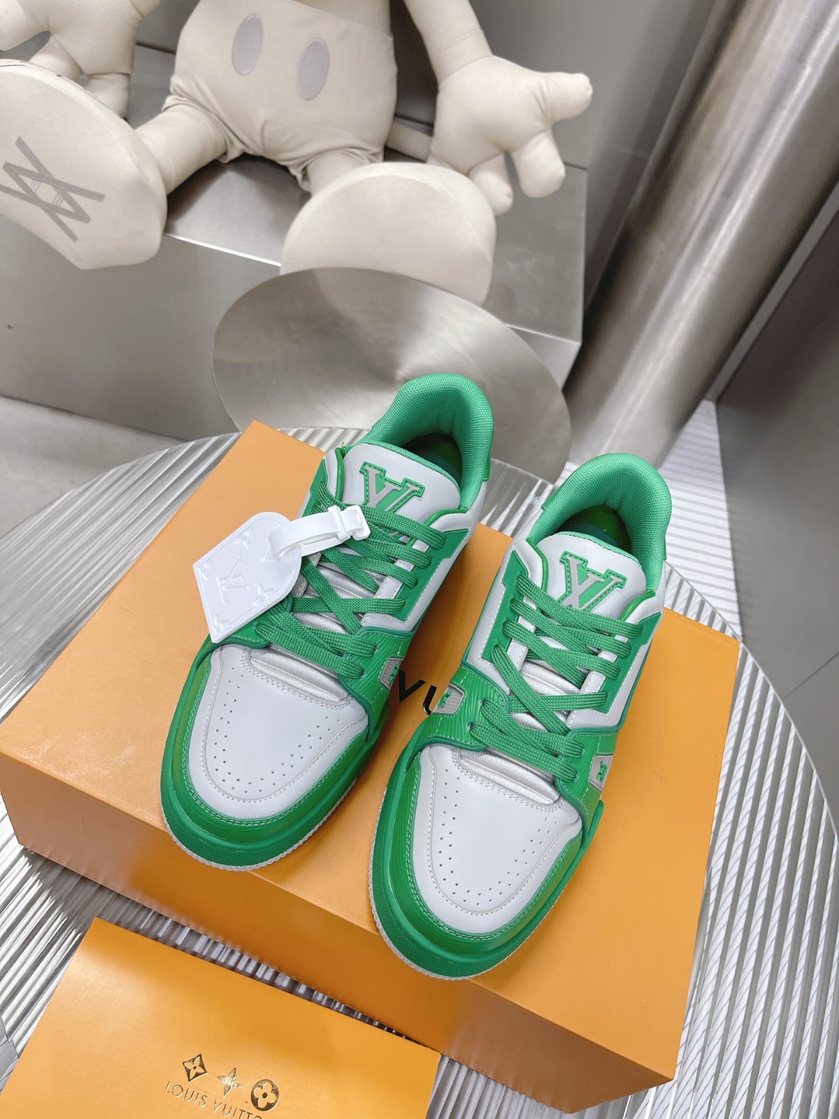 047 070#001-LV-shoes-2023SS