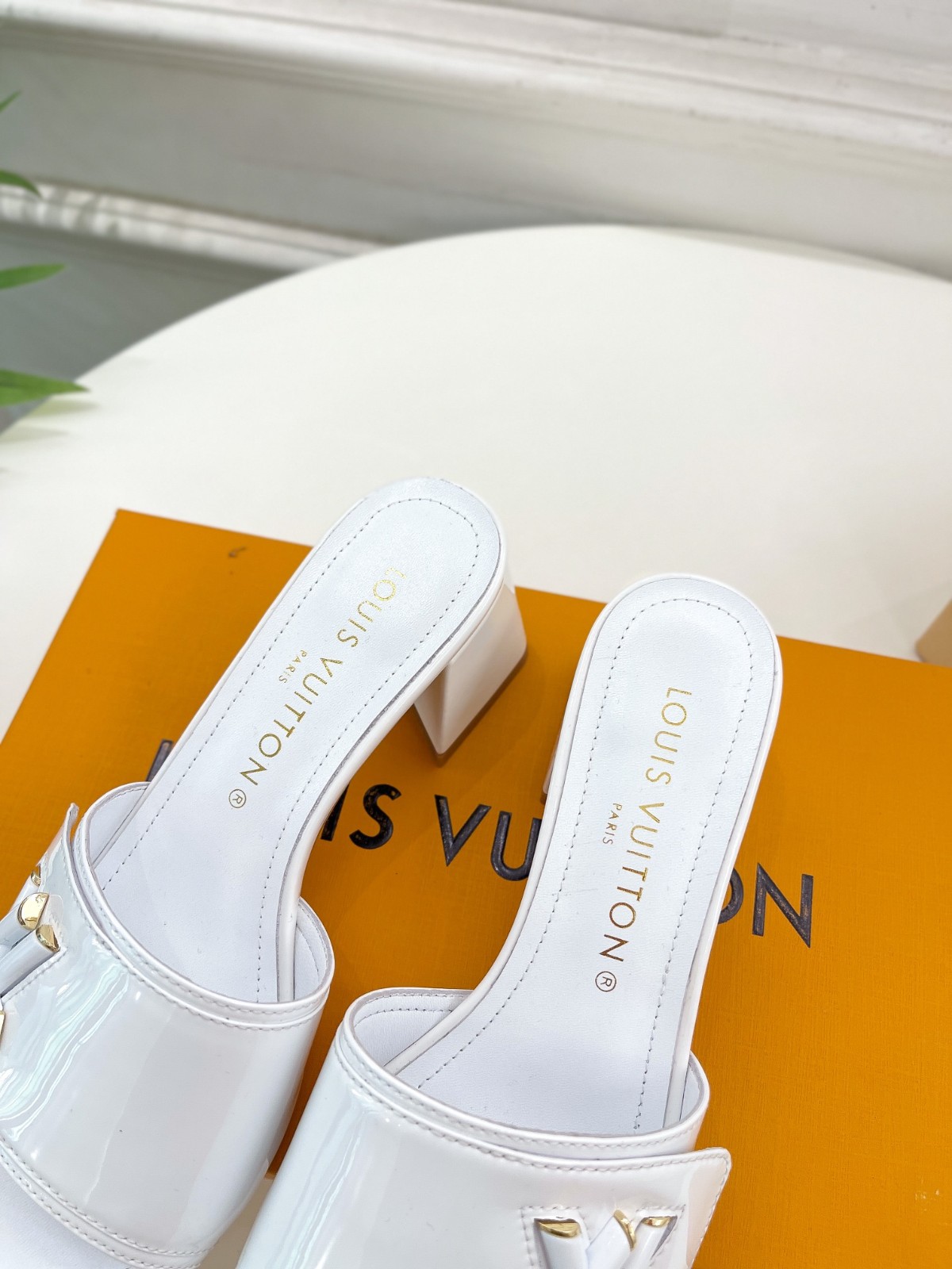 036 058#001-LV-shoes-2023SS