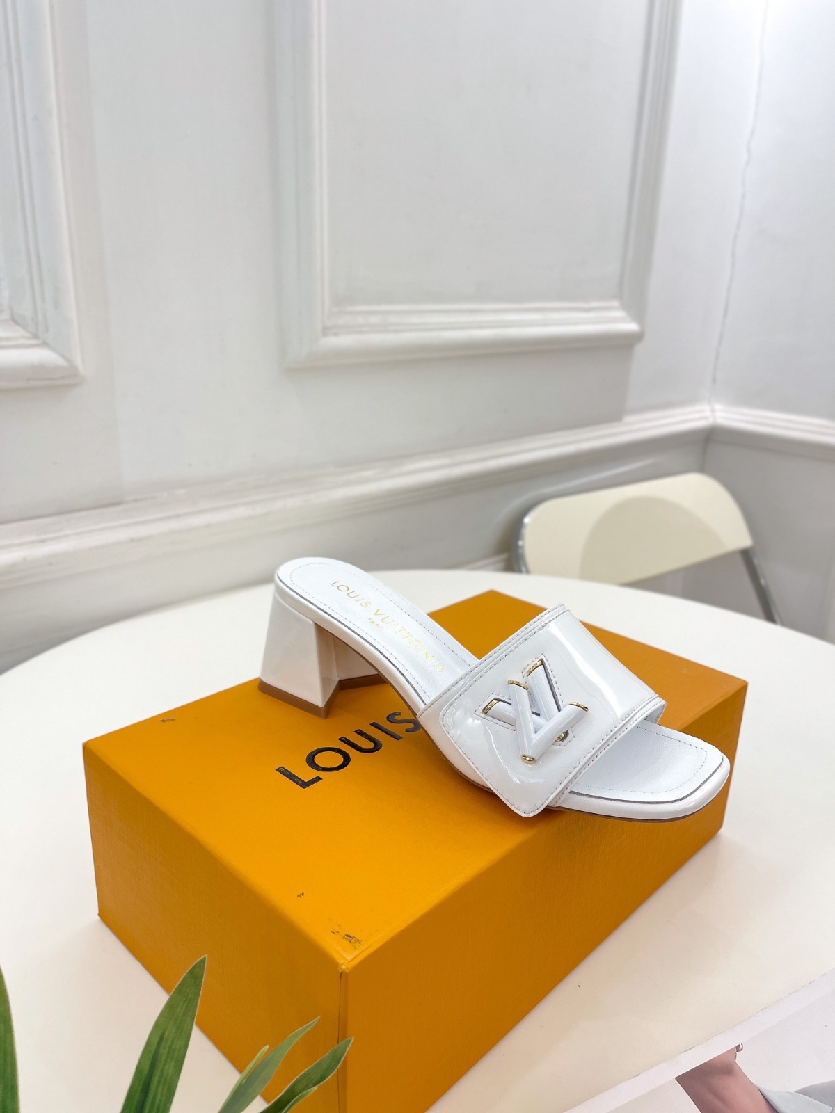 036 058#001-LV-shoes-2023SS