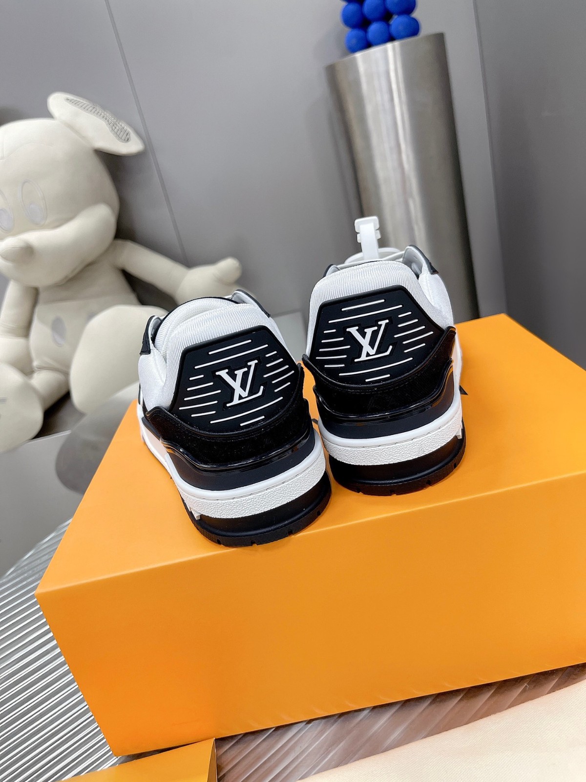 032 054#001-LV-shoes-2023SS