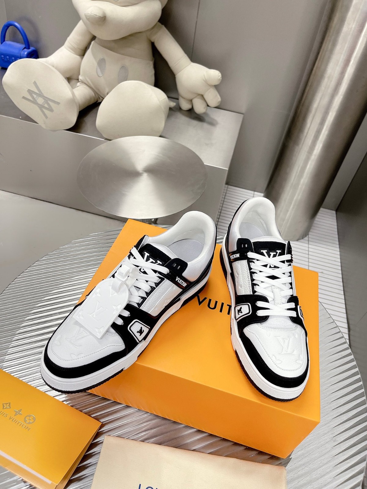 032 054#001-LV-shoes-2023SS