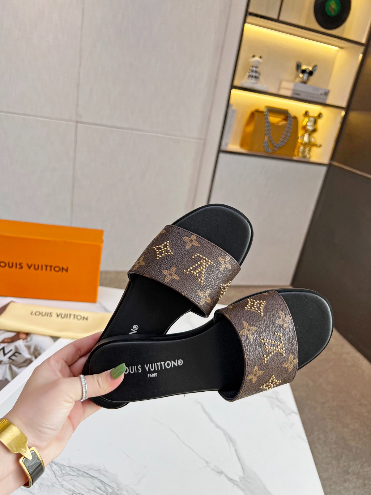 031 053#001-LV-shoes-2023SS
