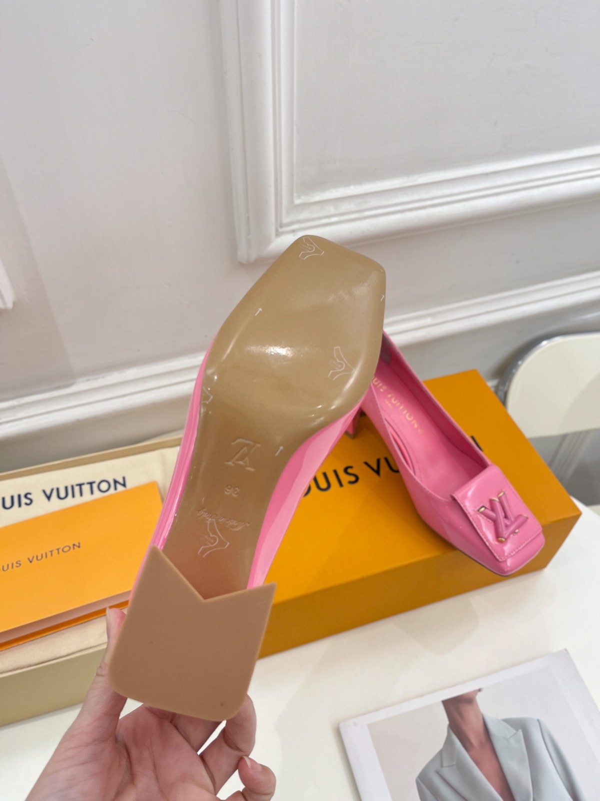 112 014#001-LV-shoes-2023SS