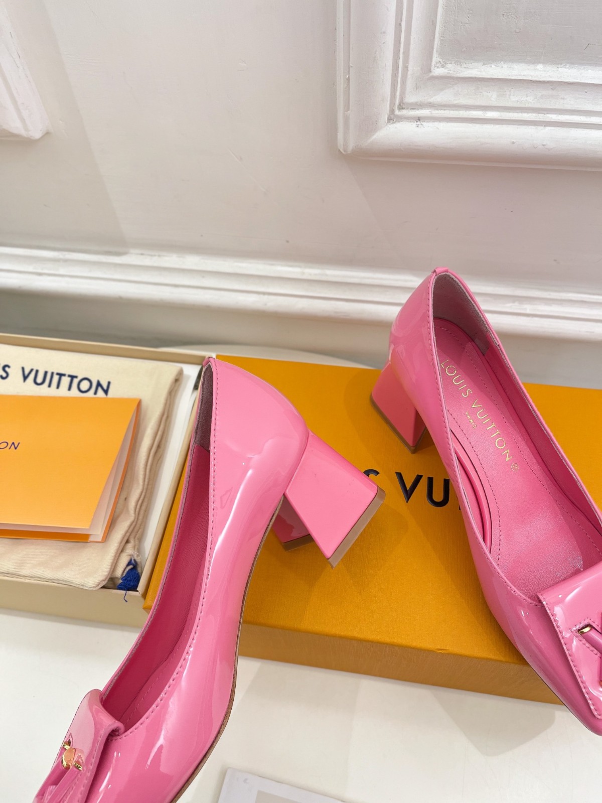 112 014#001-LV-shoes-2023SS