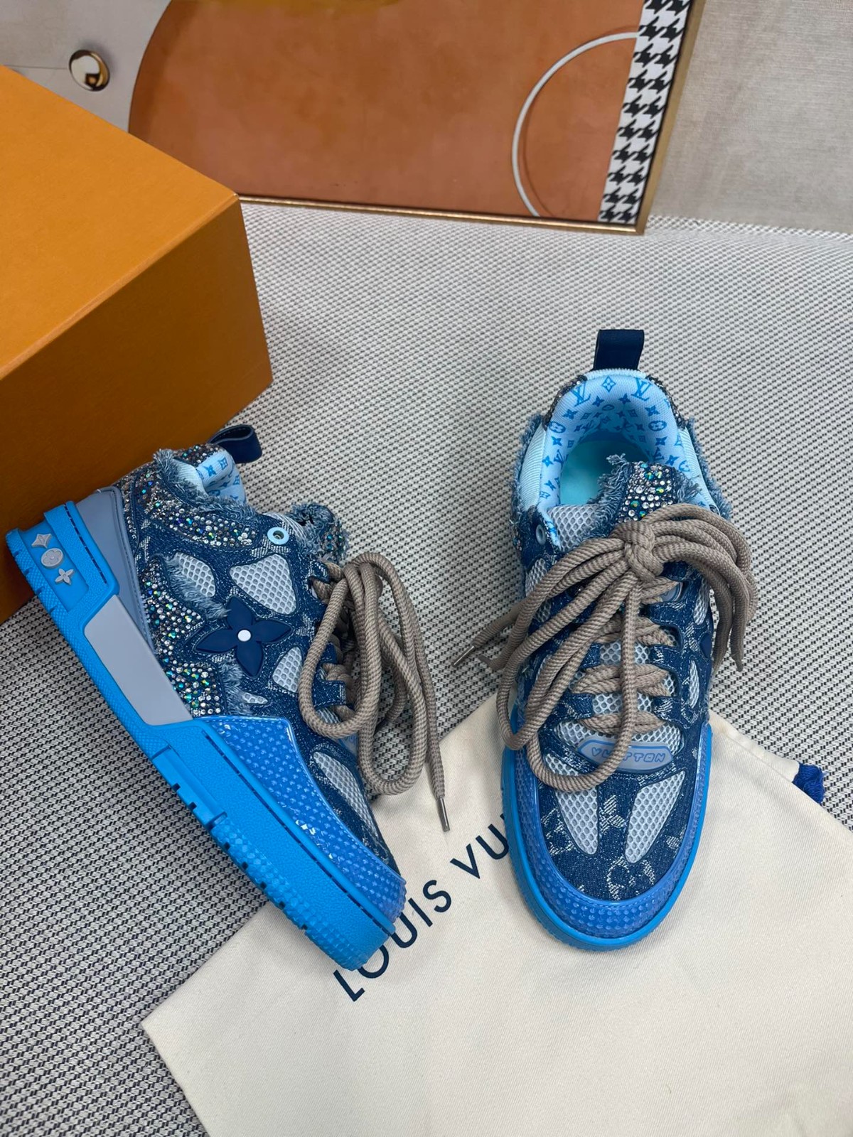 075 095#001-LV-shoes-01-2023SS