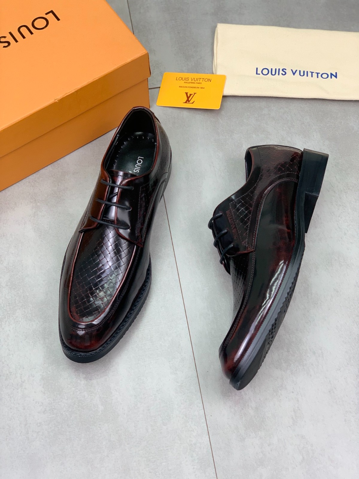074 094#001-LV-shoes-01-2023SS