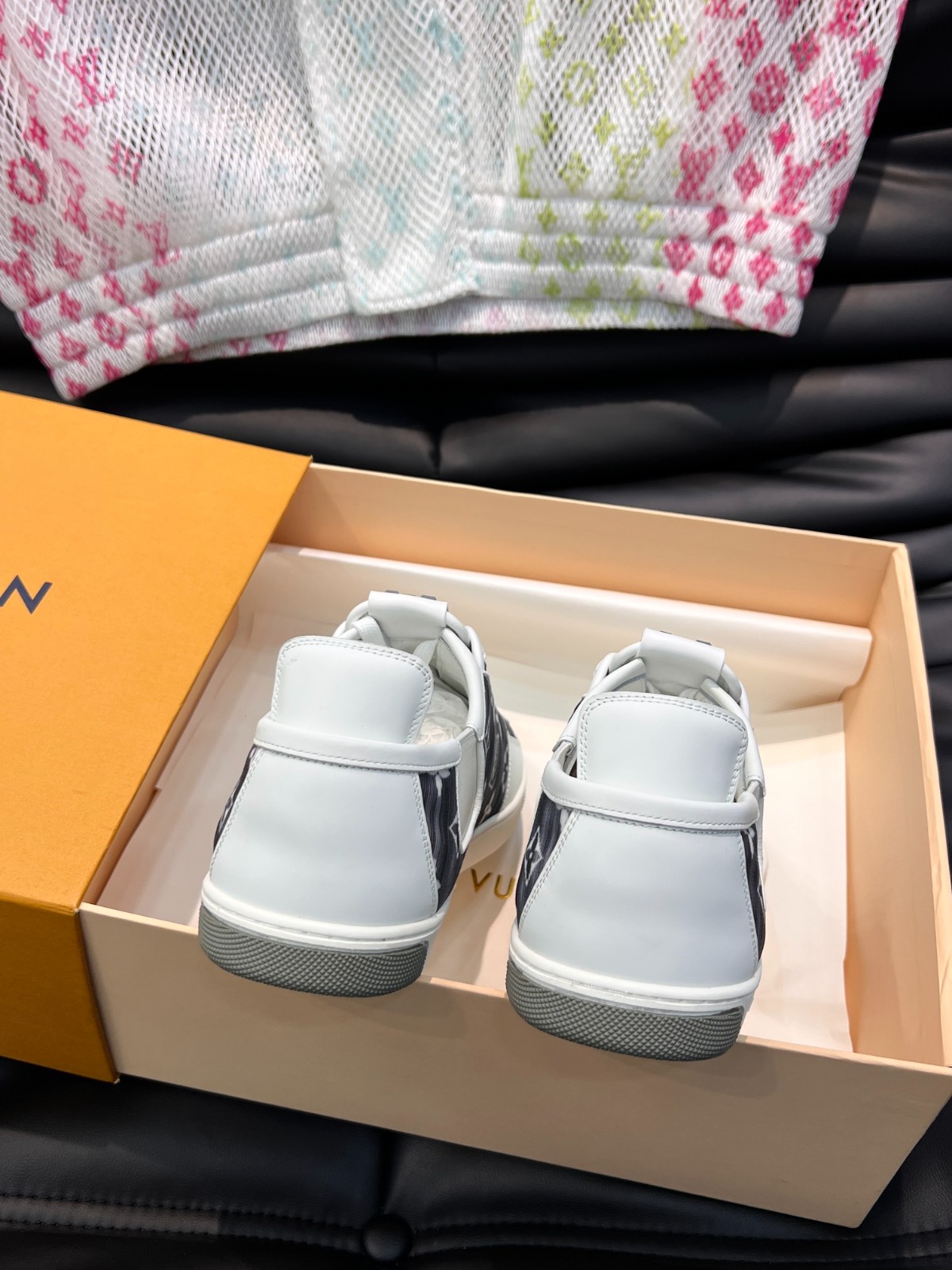 069 089#001-LV-shoes-01-2023SS