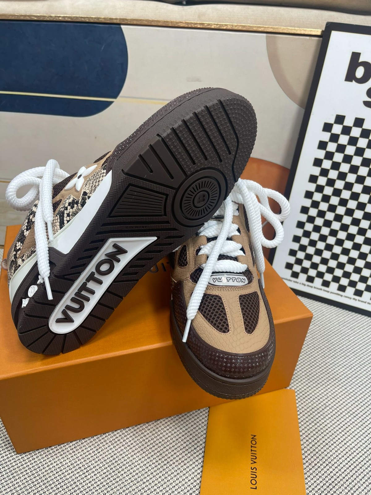 067 087#001-LV-shoes-01-2023SS