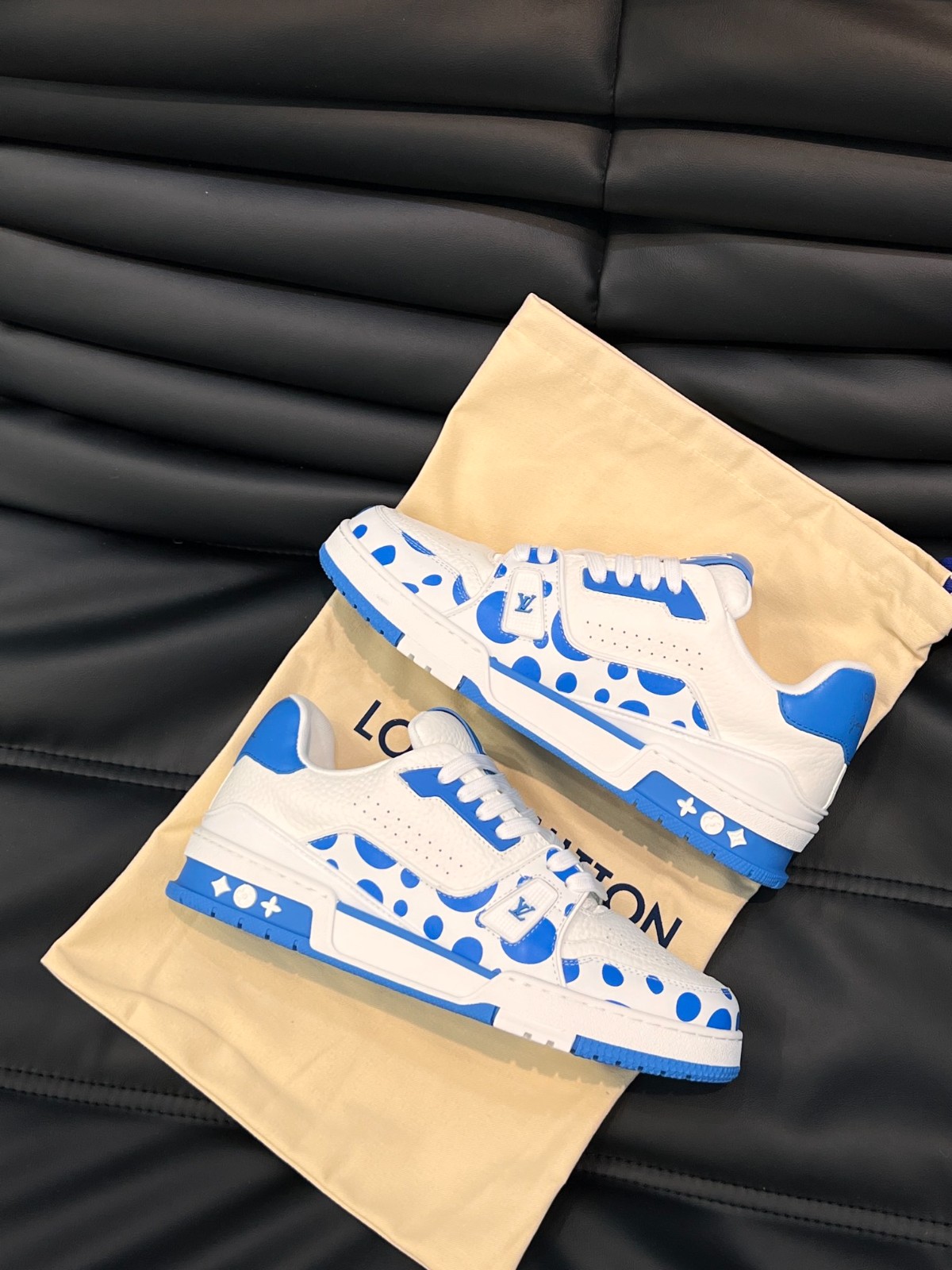066 086#001-LV-shoes-01-2023SS