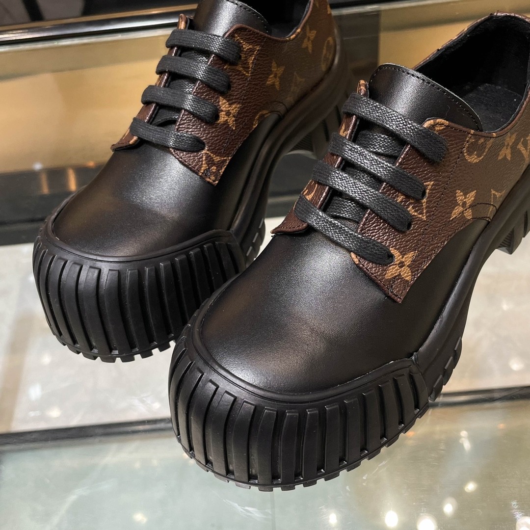 058 077#001-LV-shoes-01-2023SS