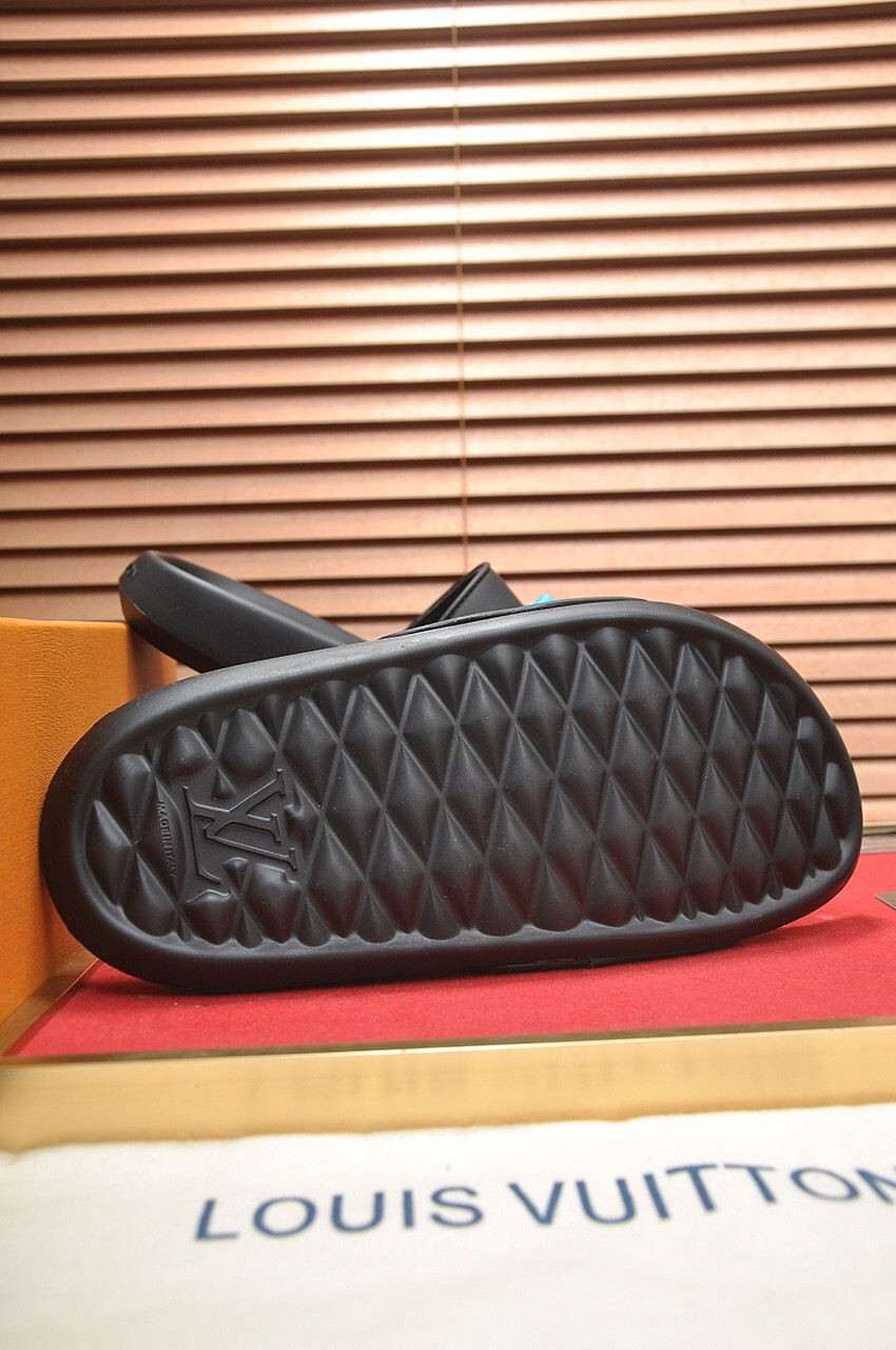 057 076#001-LV-shoes-01-2023SS