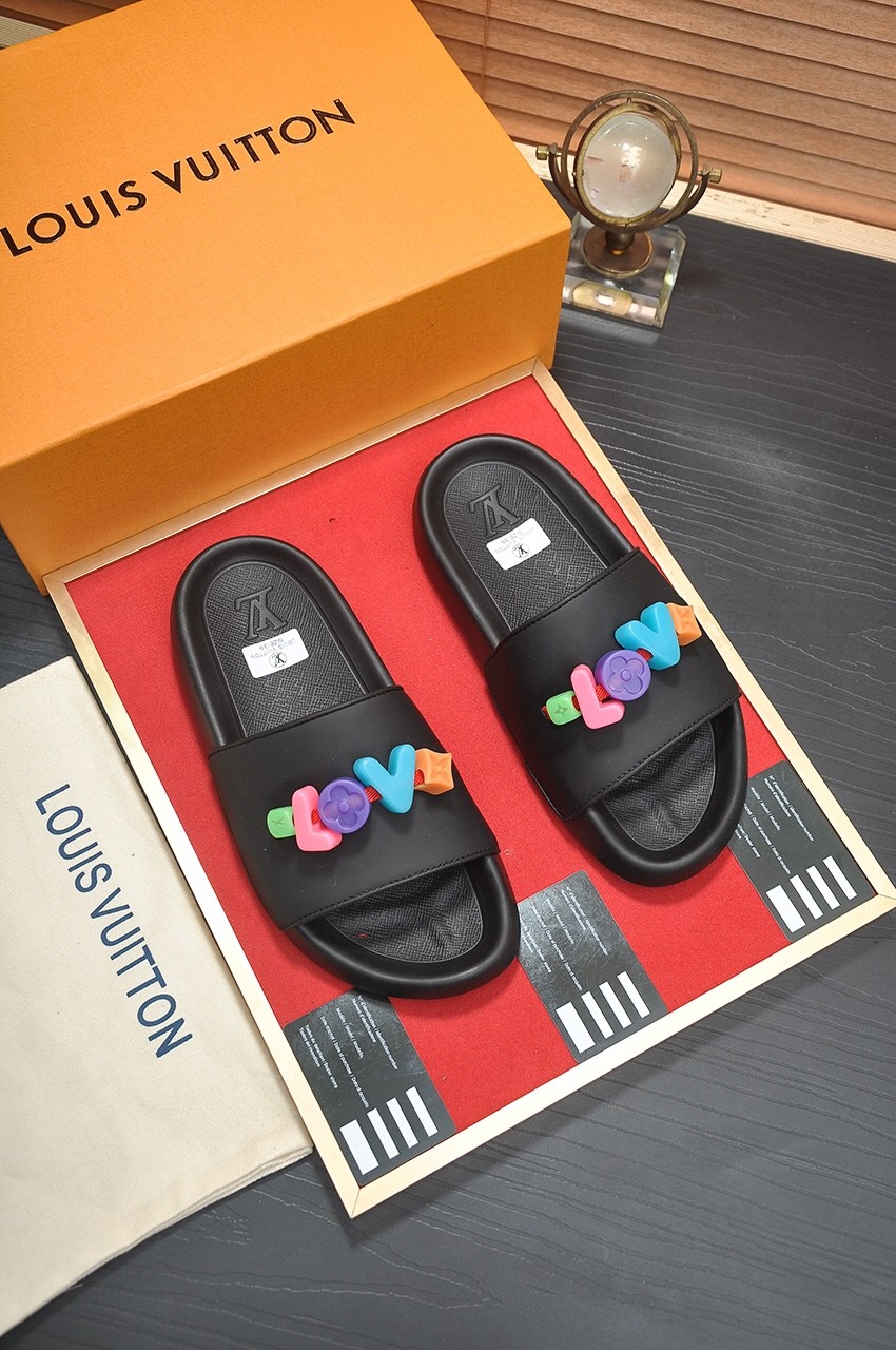 057 076#001-LV-shoes-01-2023SS