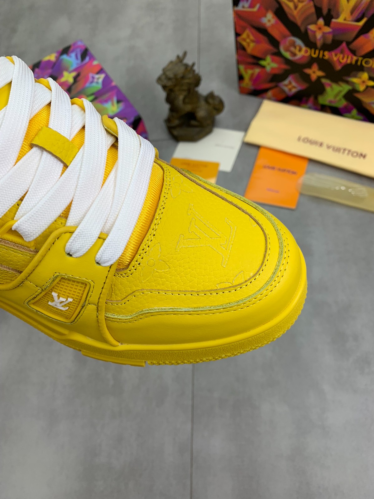053 072#001-LV-shoes-01-2023SS