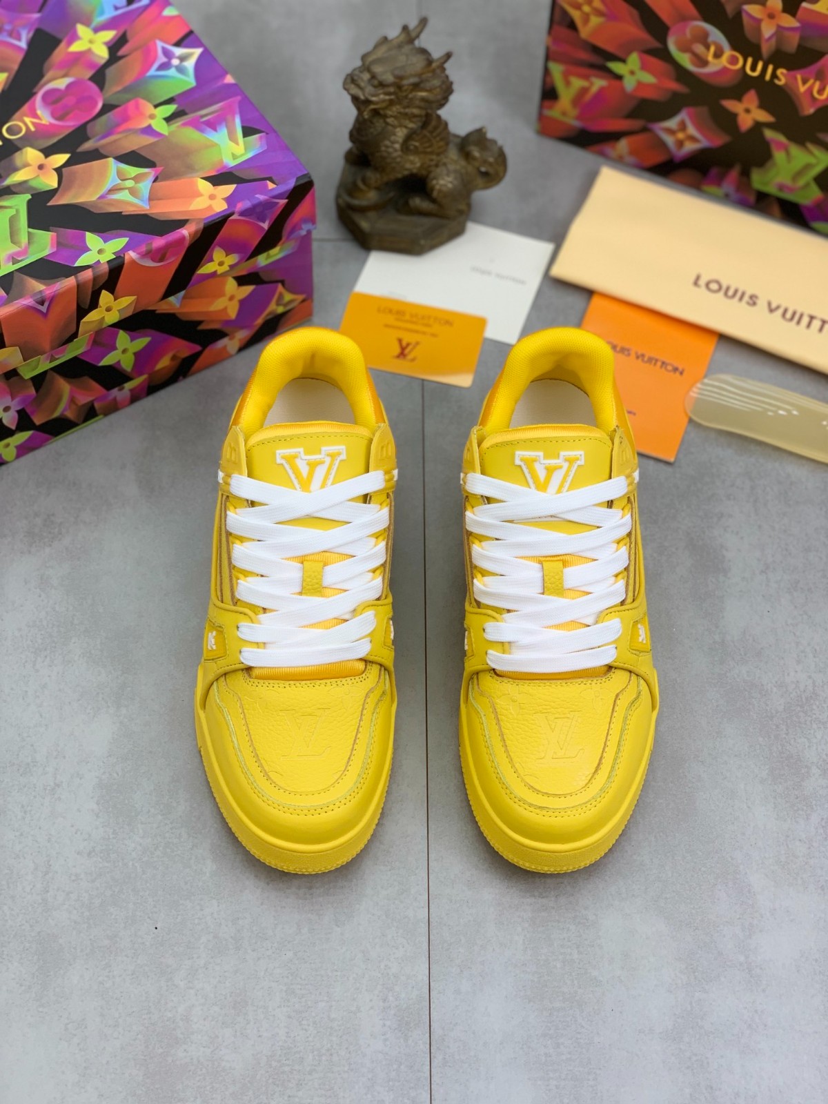 053 072#001-LV-shoes-01-2023SS