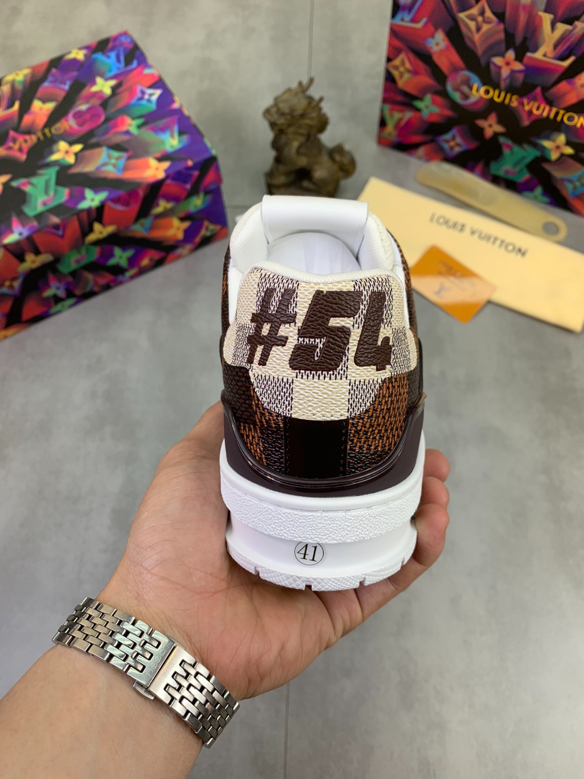 051 070#001-LV-shoes-01-2023SS