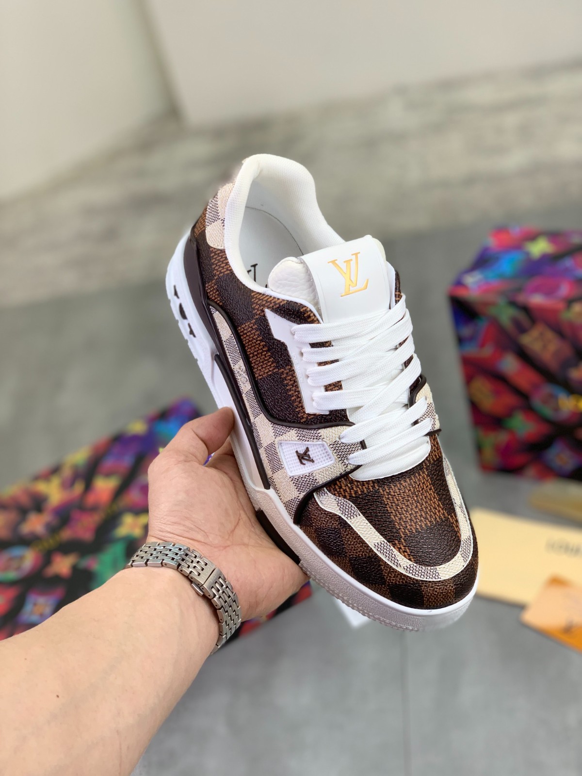 051 070#001-LV-shoes-01-2023SS