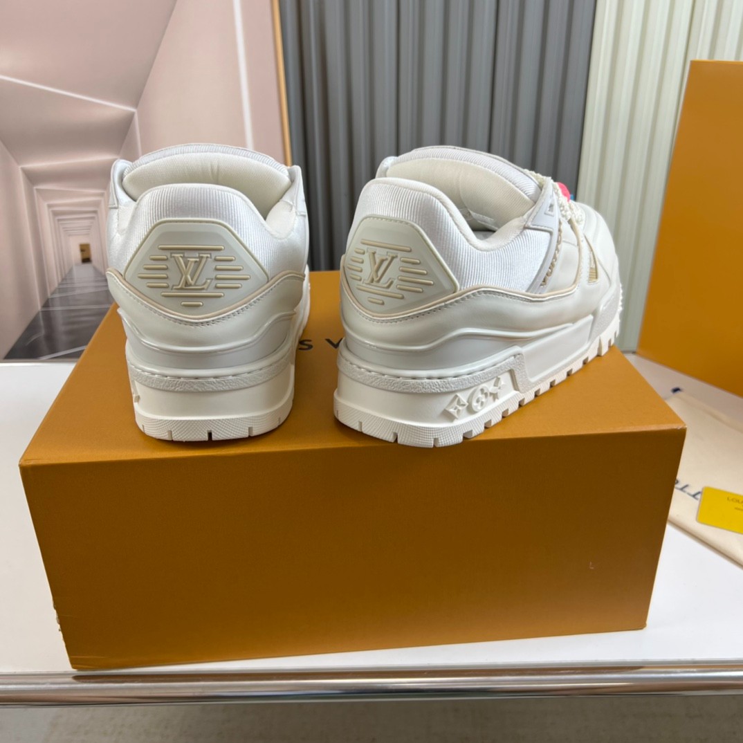 050 069#001-LV-shoes-01-2023SS