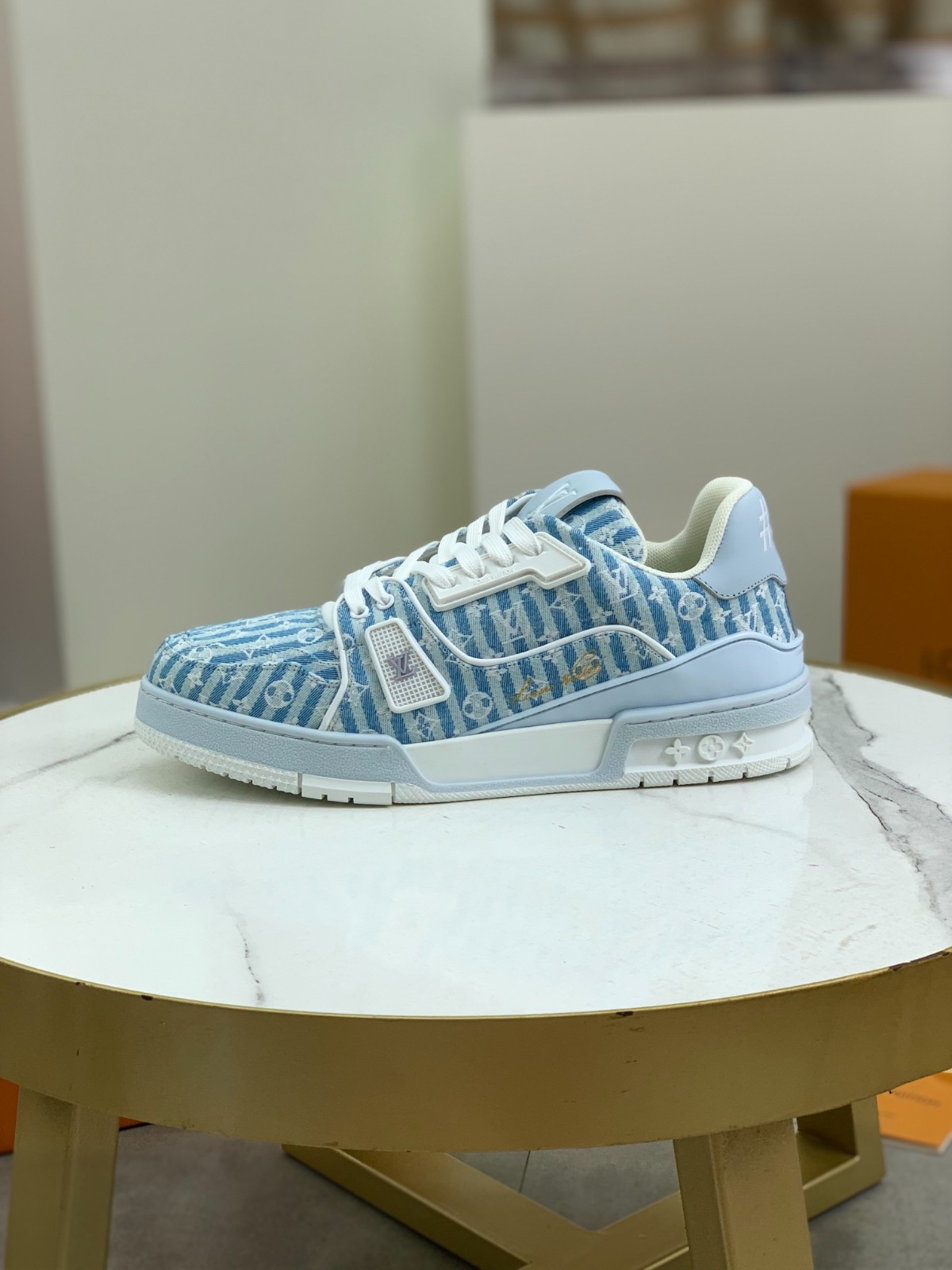 043 060#001-LV-shoes-01-2023SS