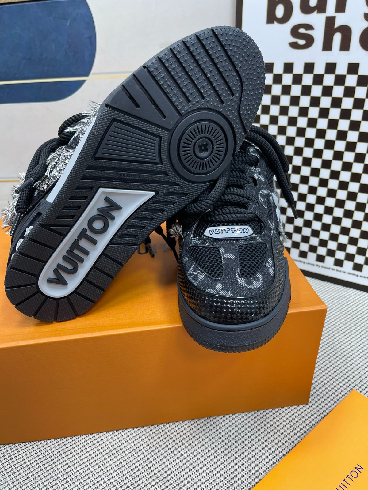 030 043#001-LV-shoes-01-2023SS