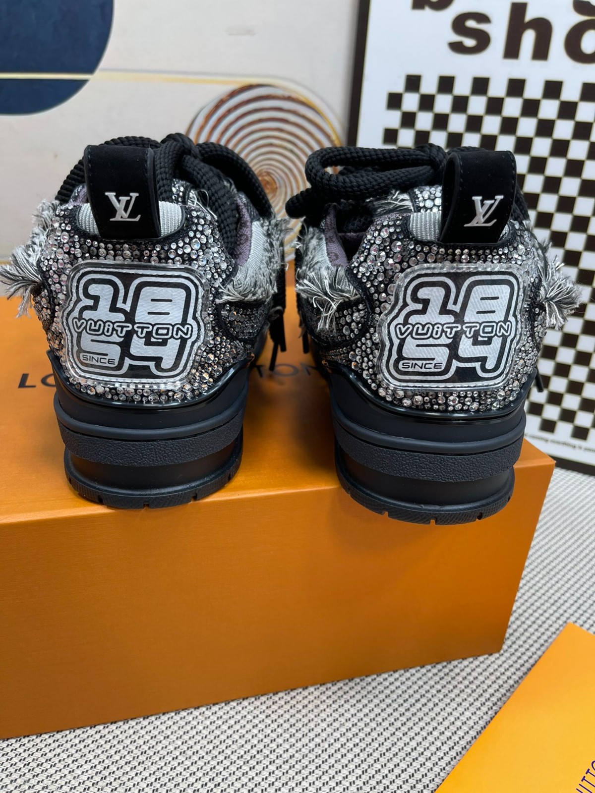 030 043#001-LV-shoes-01-2023SS