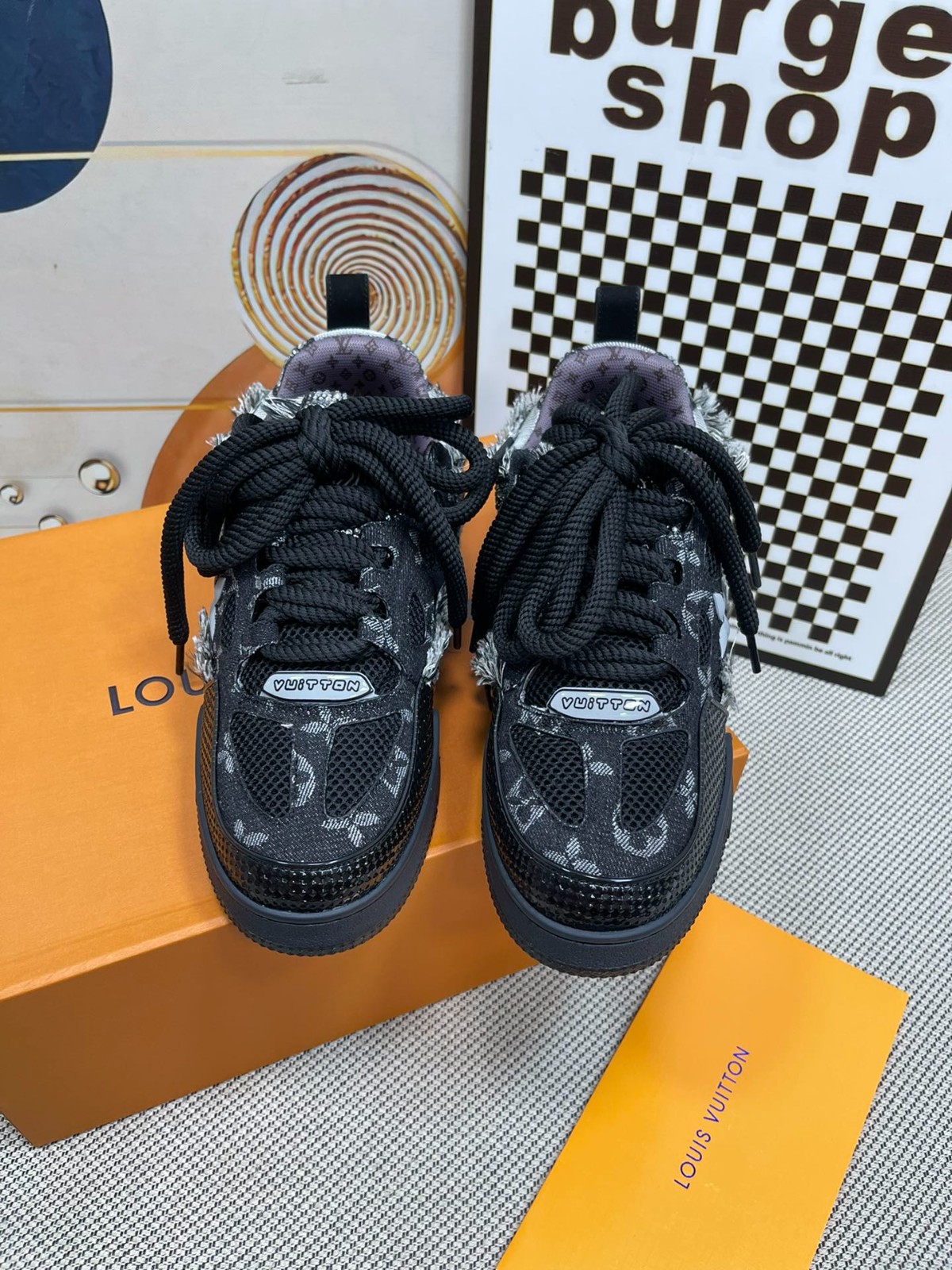 030 043#001-LV-shoes-01-2023SS