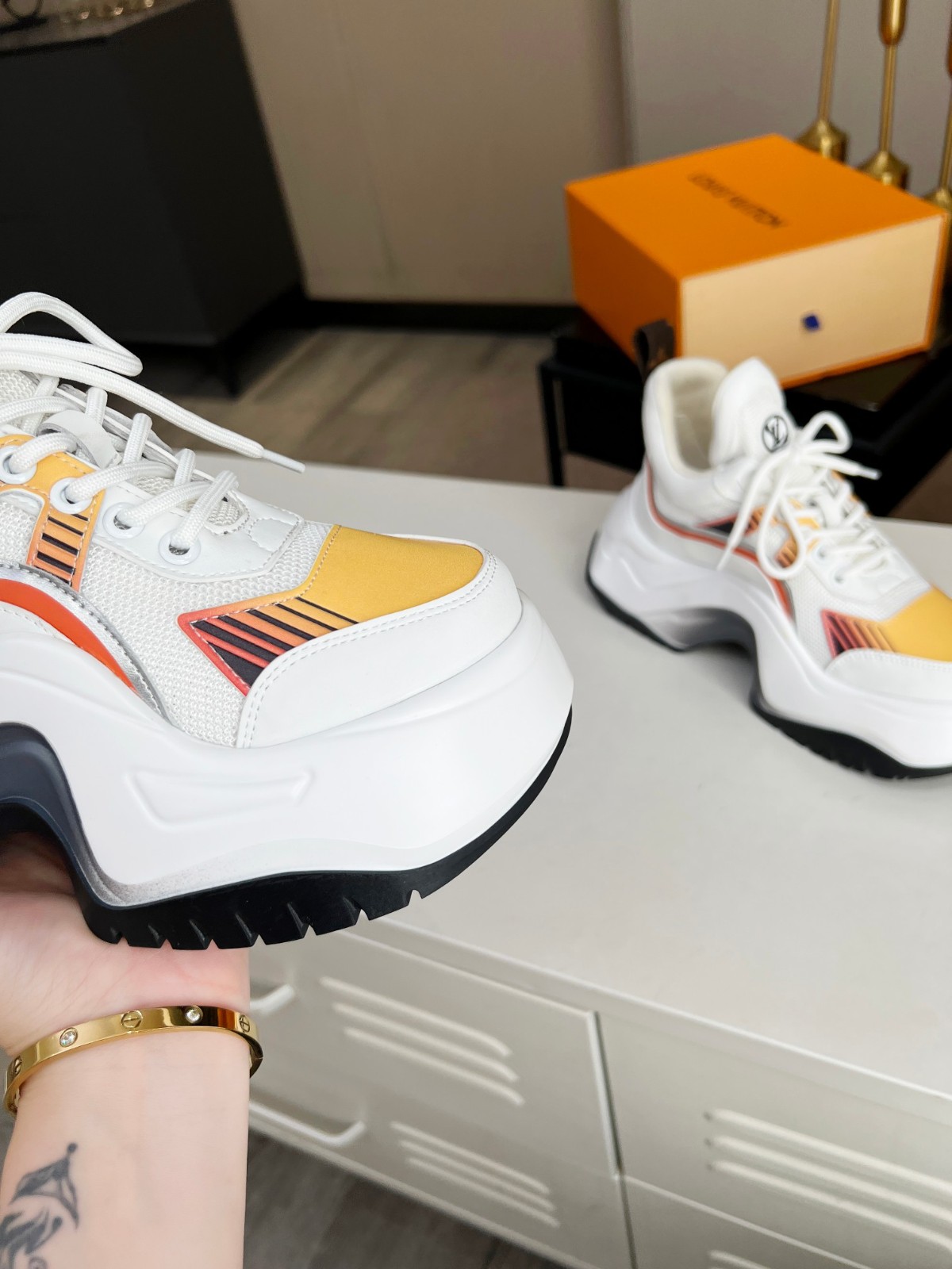 026 039#001-LV-shoes-01-2023SS