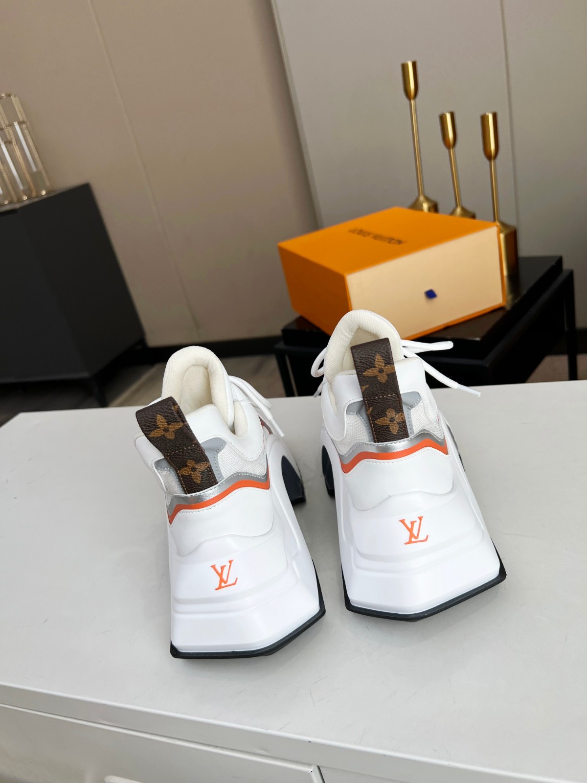 026 039#001-LV-shoes-01-2023SS