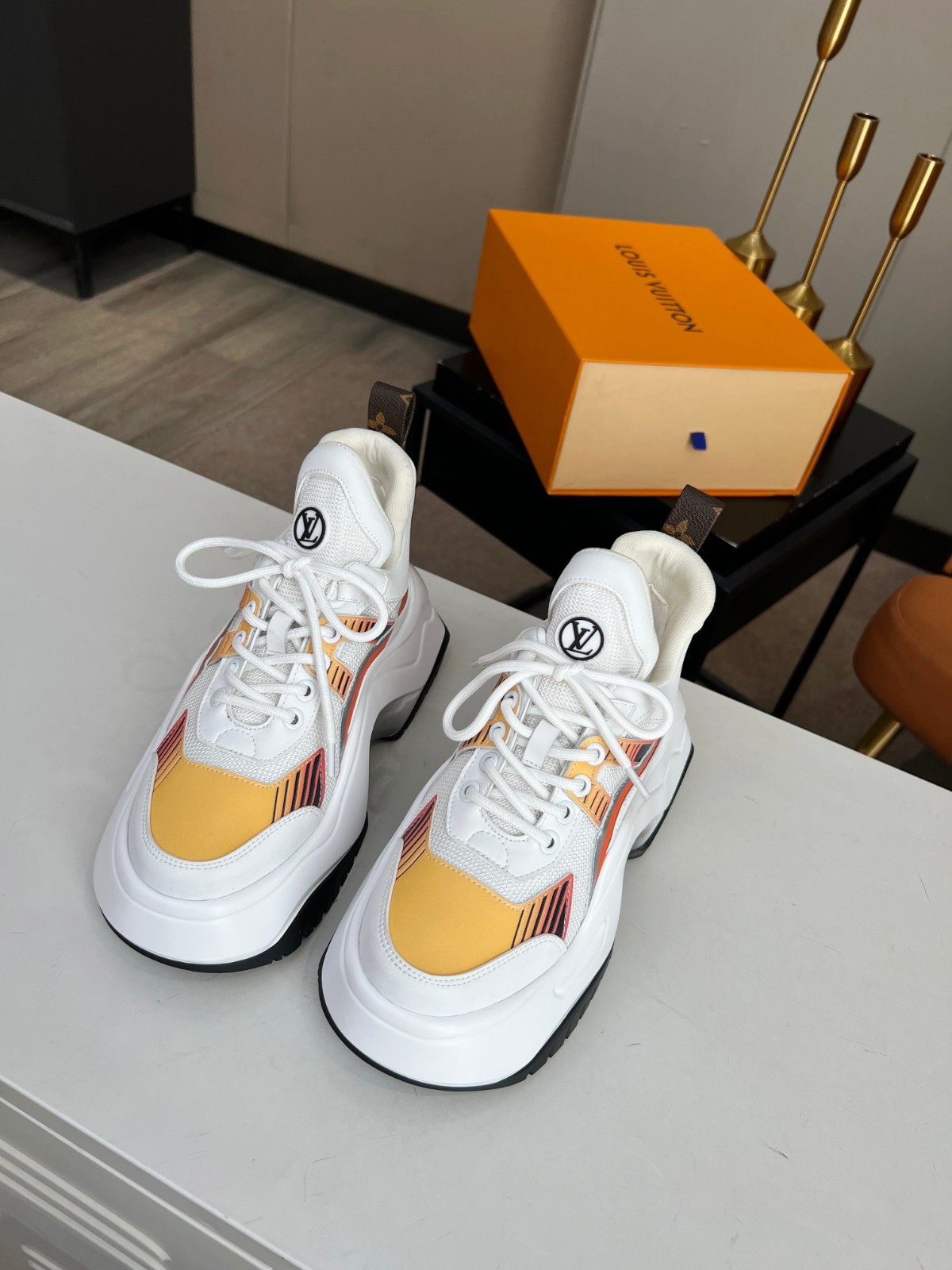 026 039#001-LV-shoes-01-2023SS