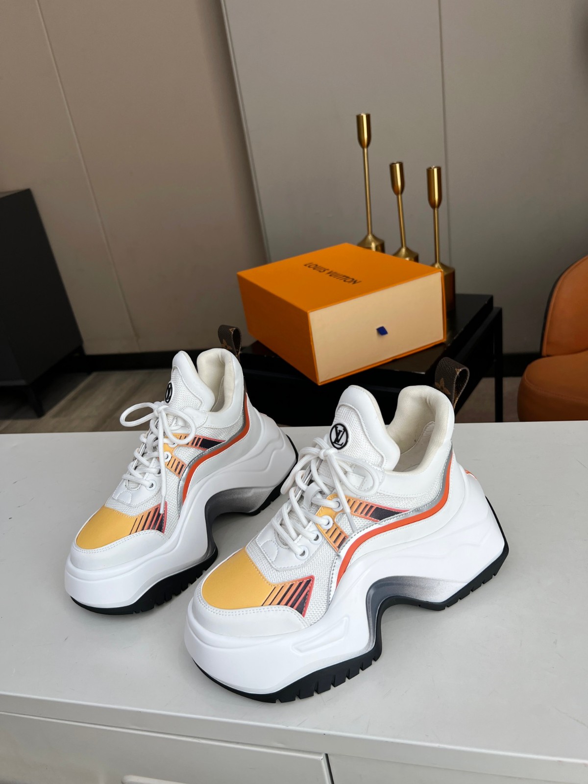 026 039#001-LV-shoes-01-2023SS