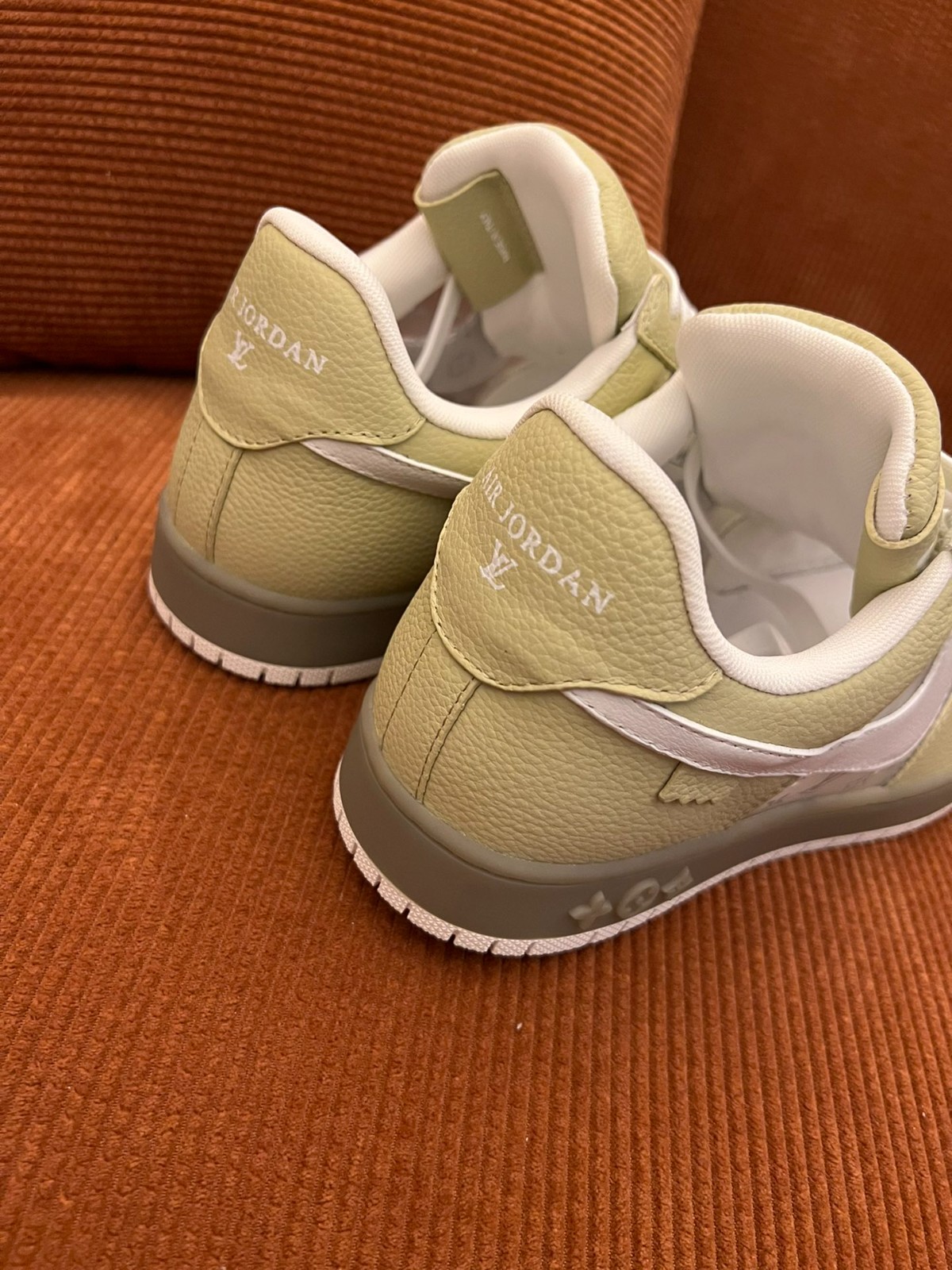 025 038#001-LV-shoes-01-2023SS