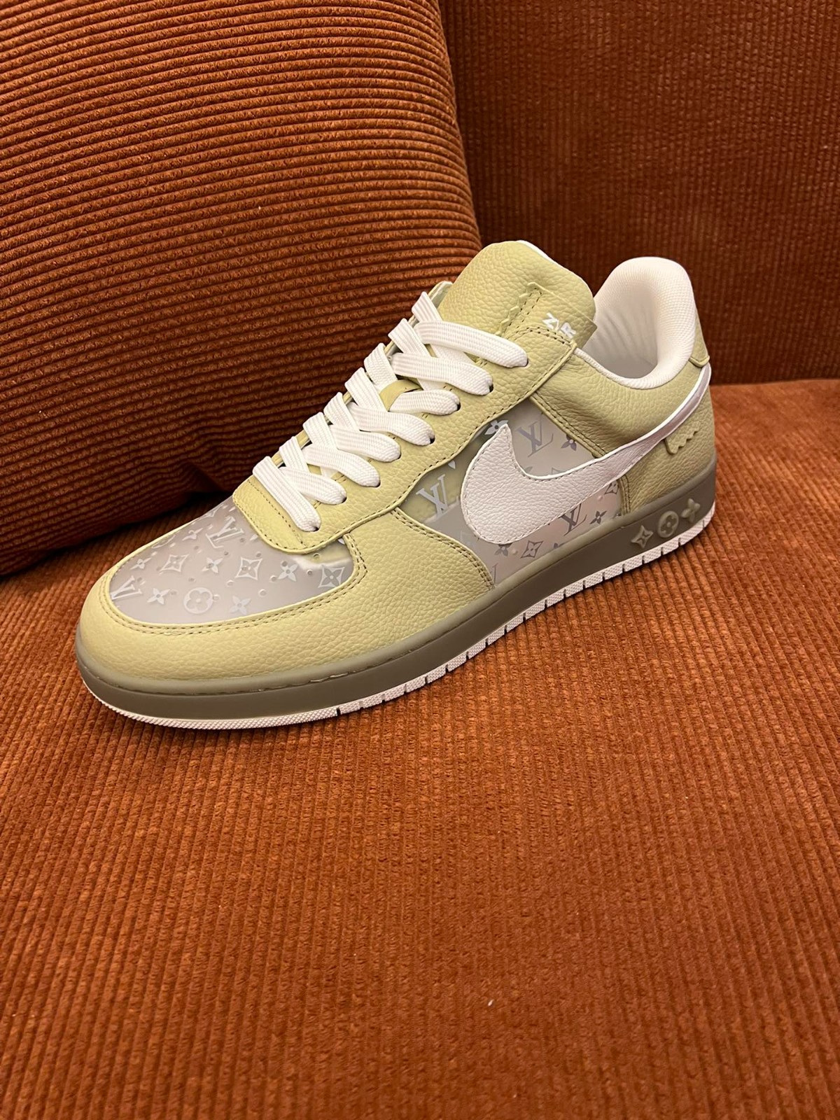 025 038#001-LV-shoes-01-2023SS