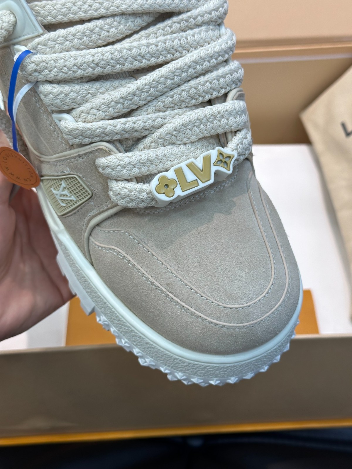 020 033#001-LV-shoes-01-2023SS