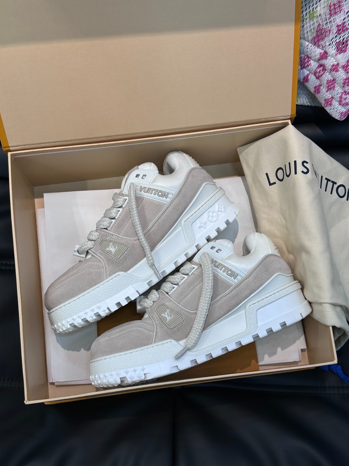 020 033#001-LV-shoes-01-2023SS